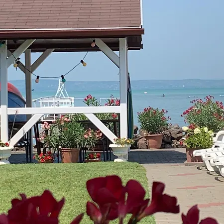 Retro Balatonvilagos Holiday home